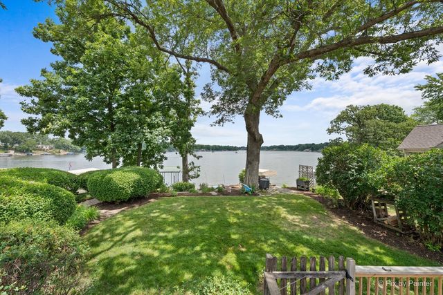 287 Holiday Drive, Lake Holiday, IL 60552
