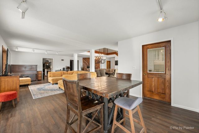 287 Holiday Drive, Lake Holiday, IL 60552