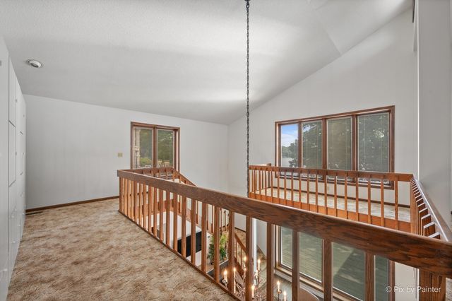 287 Holiday Drive, Lake Holiday, IL 60552