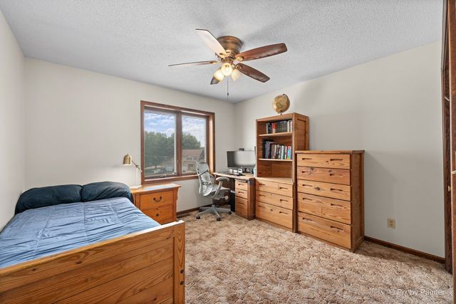 287 Holiday Drive, Lake Holiday, IL 60552