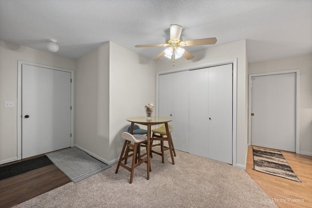 287 Holiday Drive, Lake Holiday, IL 60552