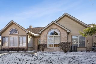 1944 Timbers Edge Circle, Joliet, IL 60431