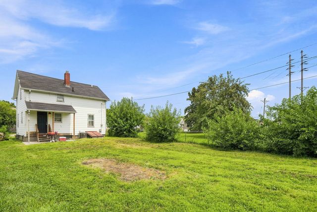1532 11th Avenue, East Moline, IL 61244