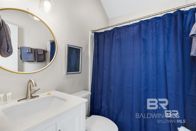 507 W Beach Boulevard 204, Gulf Shores, AL 36542