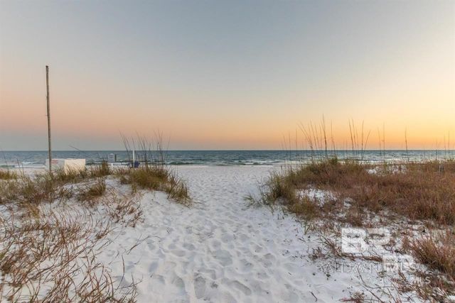 507 W Beach Boulevard 204, Gulf Shores, AL 36542