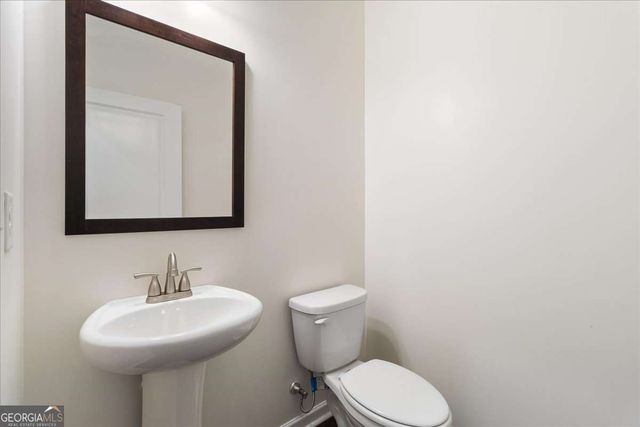 4394 Kendrick Circle, Loganville, GA 30052