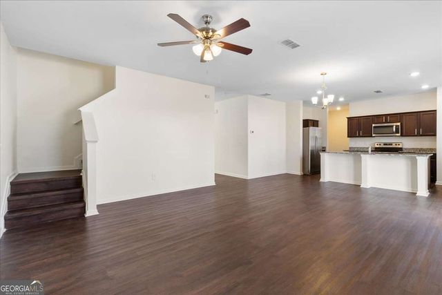 4394 Kendrick Circle, Loganville, GA 30052