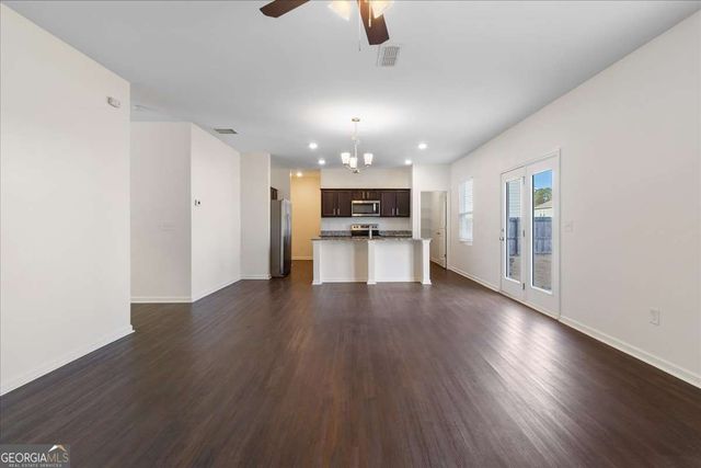 4394 Kendrick Circle, Loganville, GA 30052