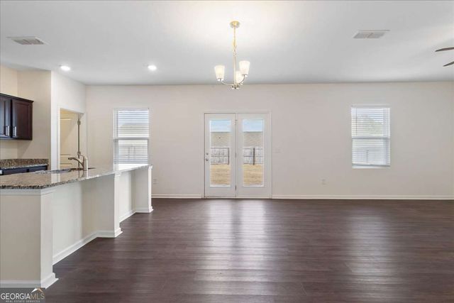 4394 Kendrick Circle, Loganville, GA 30052