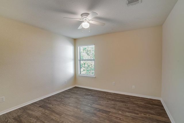 6812 Doyal DR, Austin, TX 78747