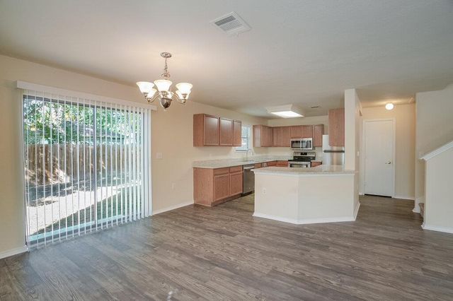 6812 Doyal DR, Austin, TX 78747