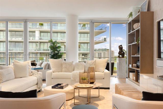 801 S Pointe Drive PH602, Miami Beach, FL 33139