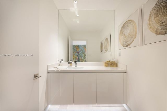 801 S Pointe Drive PH602, Miami Beach, FL 33139