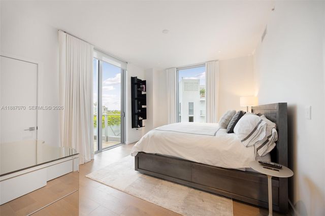 801 S Pointe Drive PH602, Miami Beach, FL 33139