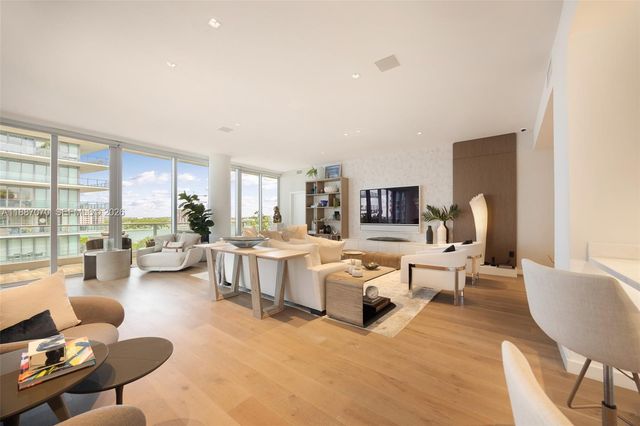 801 S Pointe Drive PH602, Miami Beach, FL 33139