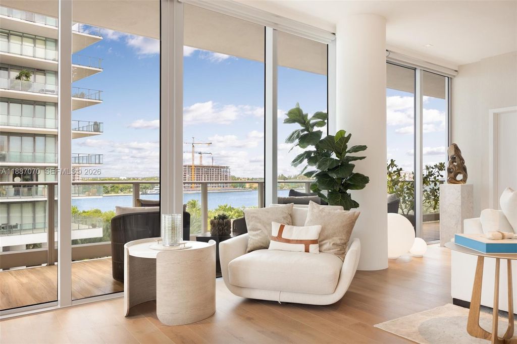 801 S Pointe Drive PH602, Miami Beach, FL 33139