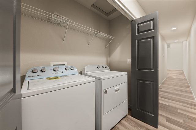 11704 E VALLEYWAY Ave, Spokane Valley, WA 99206