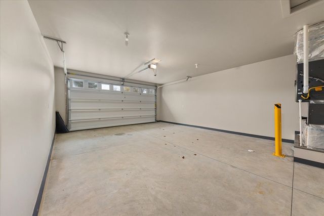 11704 E VALLEYWAY Ave, Spokane Valley, WA 99206