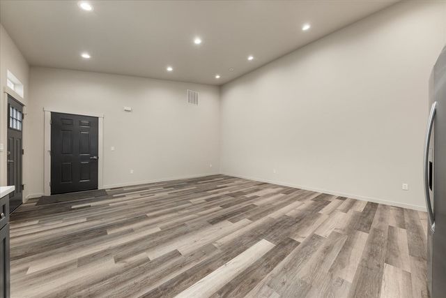 11704 E VALLEYWAY Ave, Spokane Valley, WA 99206