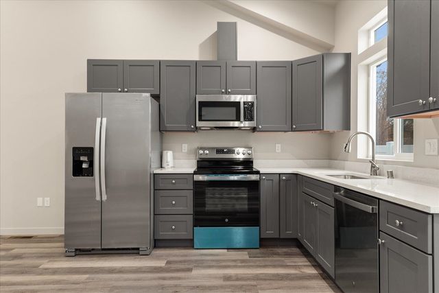 11704 E VALLEYWAY Ave, Spokane Valley, WA 99206