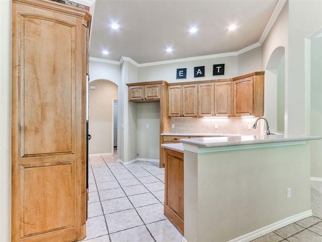 3201 Amberwood Court, Edmond, OK 73003