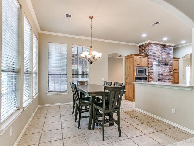 3201 Amberwood Court, Edmond, OK 73003
