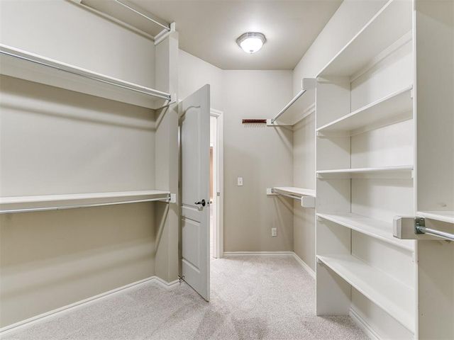 3201 Amberwood Court, Edmond, OK 73003