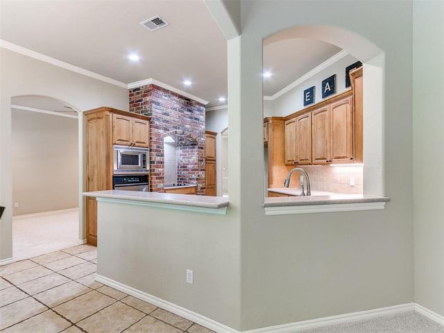 3201 Amberwood Court, Edmond, OK 73003