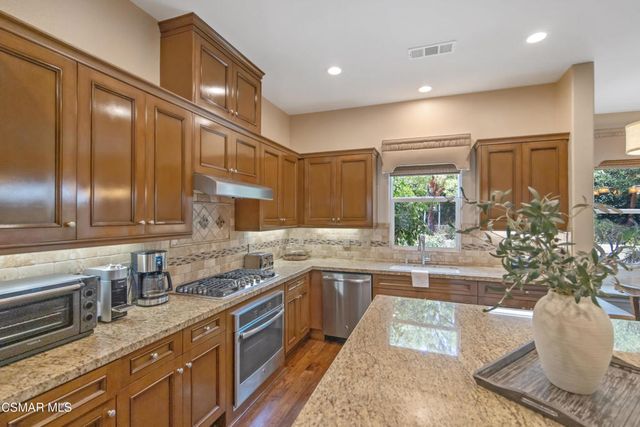 13233 Bent Grass Place, Moorpark, CA 93021