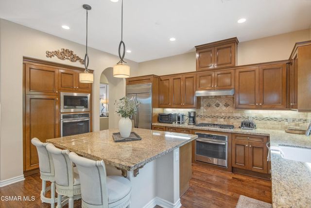 13233 Bent Grass Place, Moorpark, CA 93021