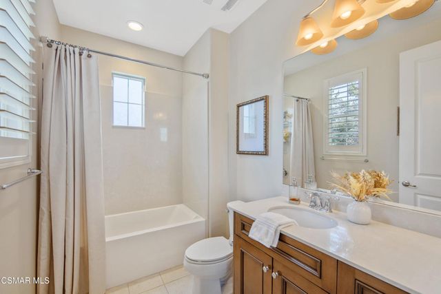13233 Bent Grass Place, Moorpark, CA 93021