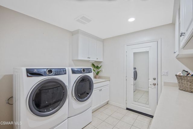 13233 Bent Grass Place, Moorpark, CA 93021