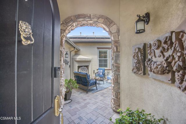 13233 Bent Grass Place, Moorpark, CA 93021