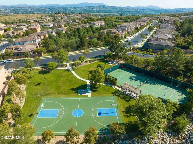 13233 Bent Grass Place, Moorpark, CA 93021