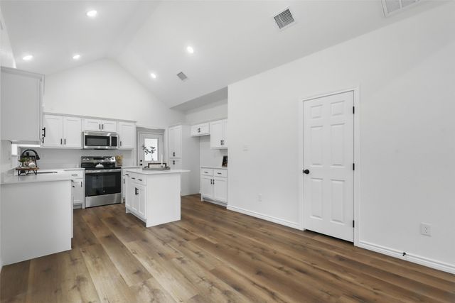 3611 War Paint Trail, Granbury, TX 76048