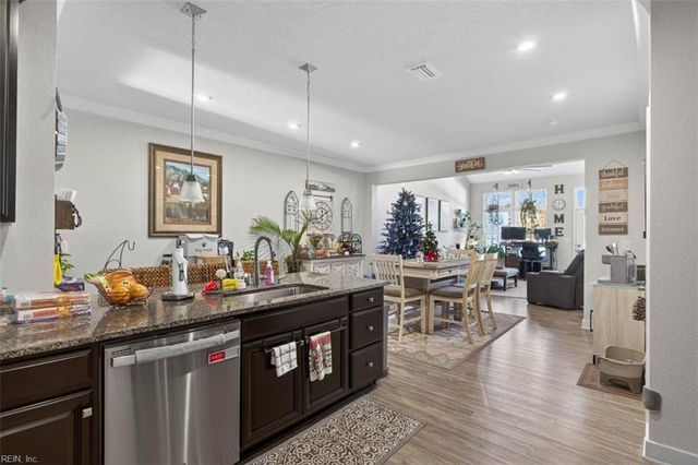 1748 Barkadeer CV, Chesapeake, VA 23323