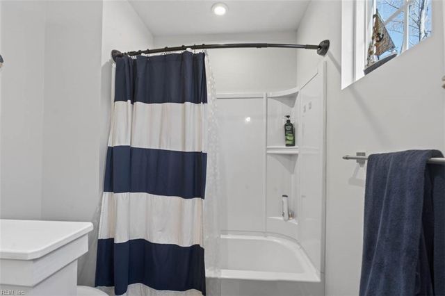 1748 Barkadeer CV, Chesapeake, VA 23323