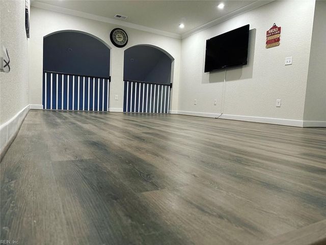 1748 Barkadeer CV, Chesapeake, VA 23323