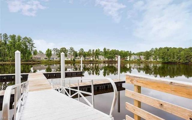 1748 Barkadeer CV, Chesapeake, VA 23323