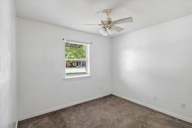 716 Heathcliff Drive, Everman, TX 76140