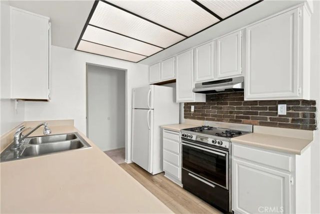 14607 Erwin Street 308, Van Nuys, CA 91411