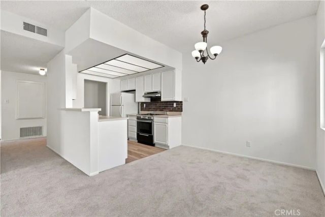 14607 Erwin Street 308, Van Nuys, CA 91411