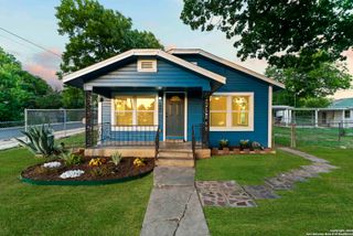 2602 S OLIVE ST, San Antonio, TX 78210