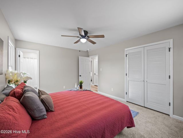 412 Crows Nest Lane, Sneads Ferry, NC 28460