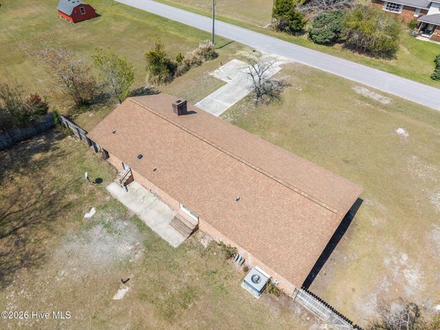 412 Crows Nest Lane, Sneads Ferry, NC 28460