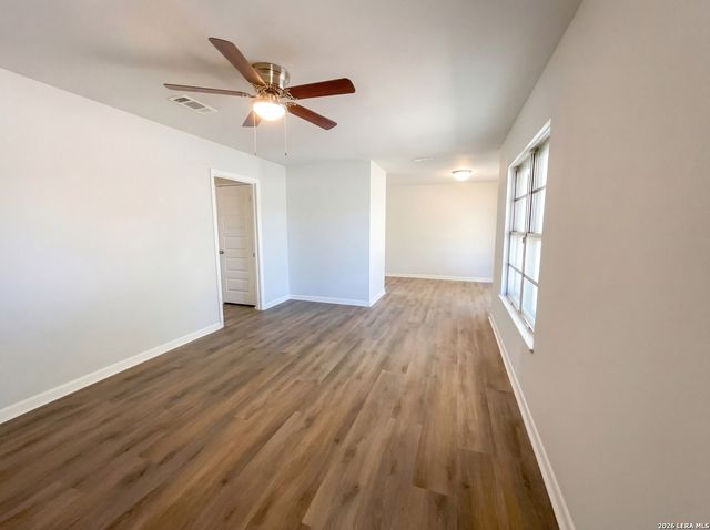 354 Saipan, San Antonio, TX 78221