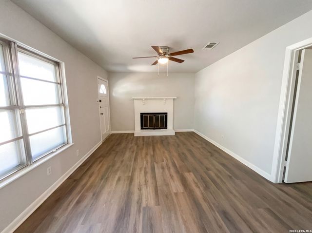 354 Saipan, San Antonio, TX 78221