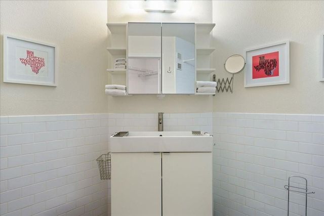 6000 Shepherd Mountain CV 1818, Austin, TX 78730