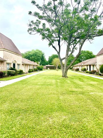 7381 Cook Road, Houston, TX 77072