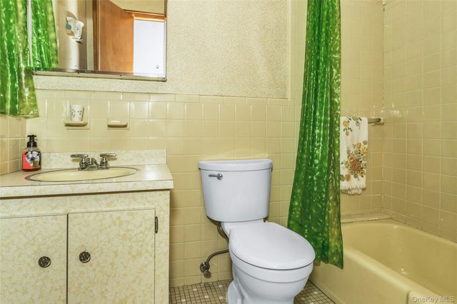 61-22 56th Drive, Maspeth, NY 11378